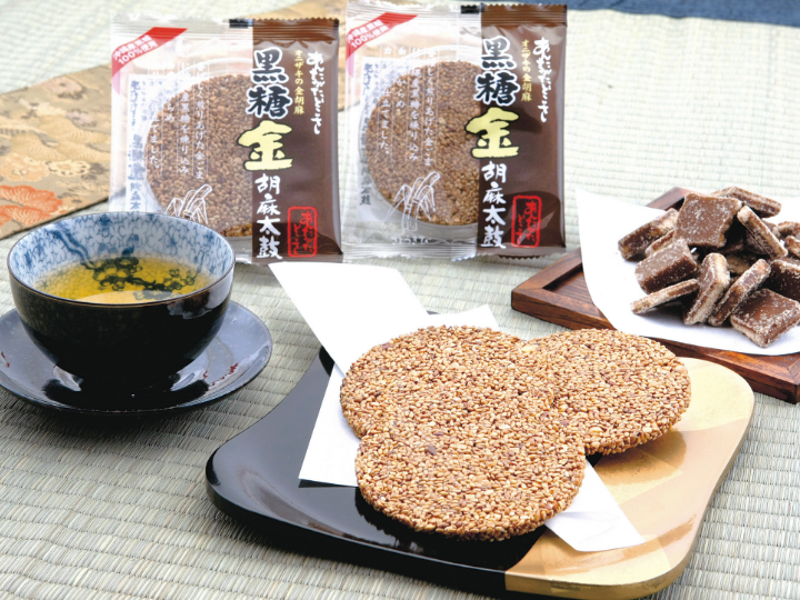 黒糖金胡麻太鼓　3枚入